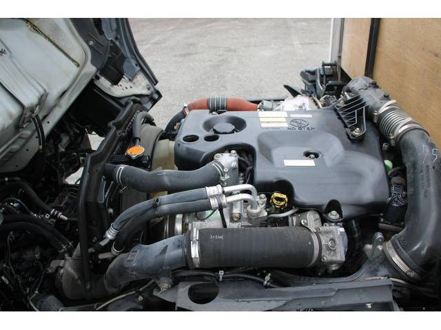 いすゞエルフ平ボディ小型（2t・3t）[写真10]