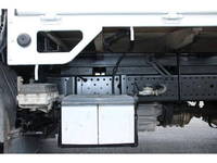 いすゞエルフ平ボディ小型（2t・3t）[写真12]