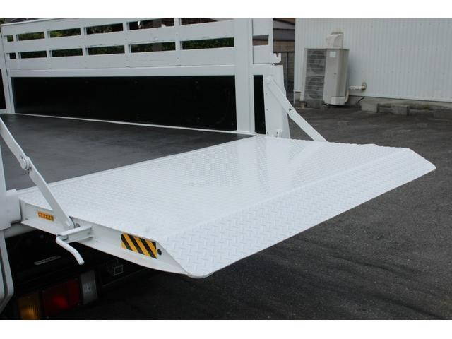 いすゞエルフ平ボディ小型（2t・3t）[写真14]