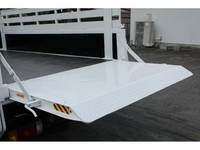 いすゞエルフ平ボディ小型（2t・3t）[写真15]