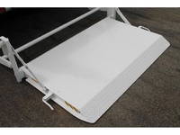 いすゞエルフ平ボディ小型（2t・3t）[写真17]