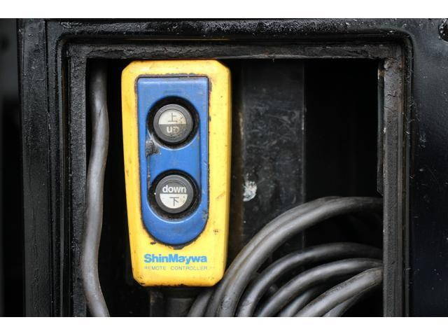 いすゞエルフ平ボディ小型（2t・3t）[写真20]