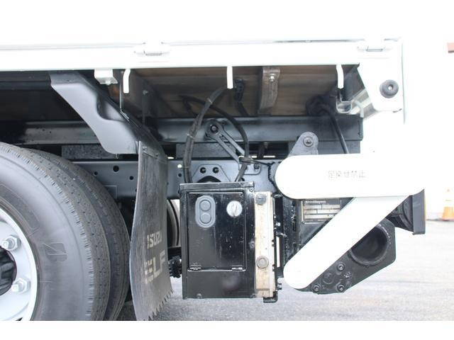 いすゞエルフ平ボディ小型（2t・3t）[写真28]