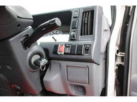 いすゞエルフ平ボディ小型（2t・3t）[写真34]