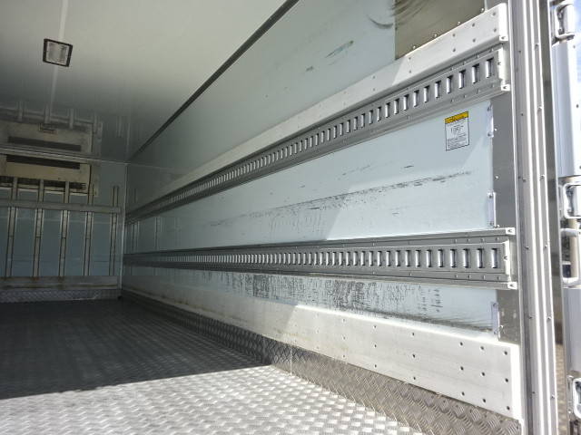 日野レンジャー冷凍車（冷蔵車）中型（4t）[写真10]