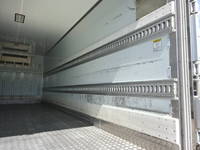 日野レンジャー冷凍車（冷蔵車）中型（4t）[写真11]