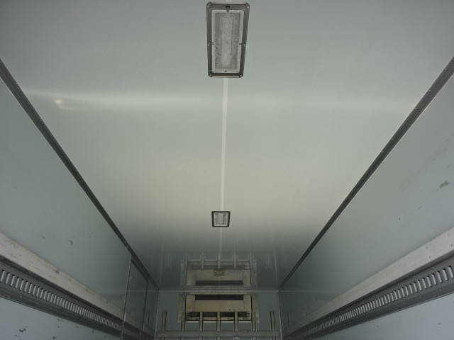 日野レンジャー冷凍車（冷蔵車）中型（4t）[写真12]