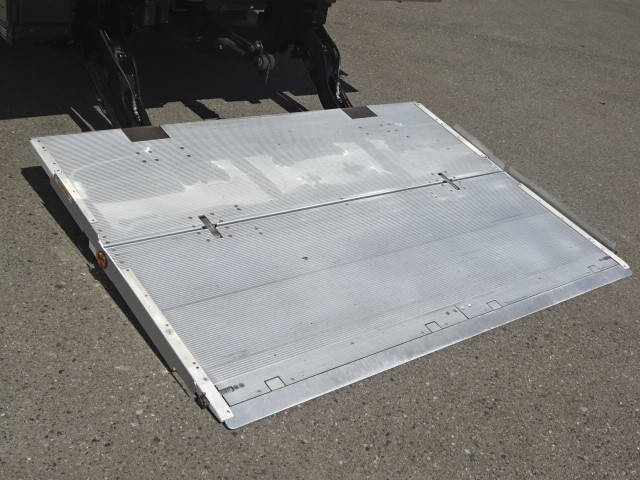 日野レンジャー冷凍車（冷蔵車）中型（4t）[写真19]