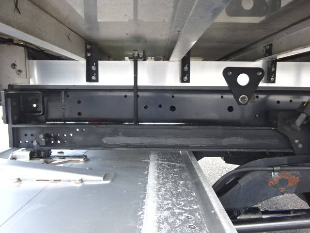 日野レンジャー冷凍車（冷蔵車）中型（4t）[写真24]