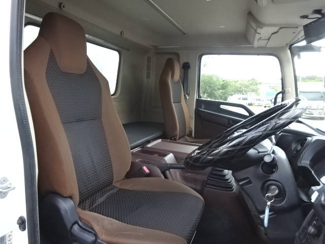 日野レンジャー冷凍車（冷蔵車）中型（4t）[写真31]