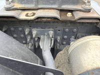 UDトラックスクオントレーラーヘッド（トラクターヘッド）大型（10t）[写真19]