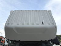 UDトラックスクオントレーラーヘッド（トラクターヘッド）大型（10t）[写真34]