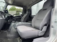 いすゞフォワードアルミウイング中型（4t）[写真20]