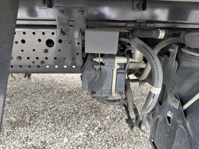 いすゞフォワードアルミウイング中型（4t）[写真33]