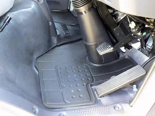 日産エルフ平ボディ小型（2t・3t）[写真20]