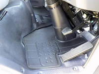 日産エルフ平ボディ小型（2t・3t）[写真21]