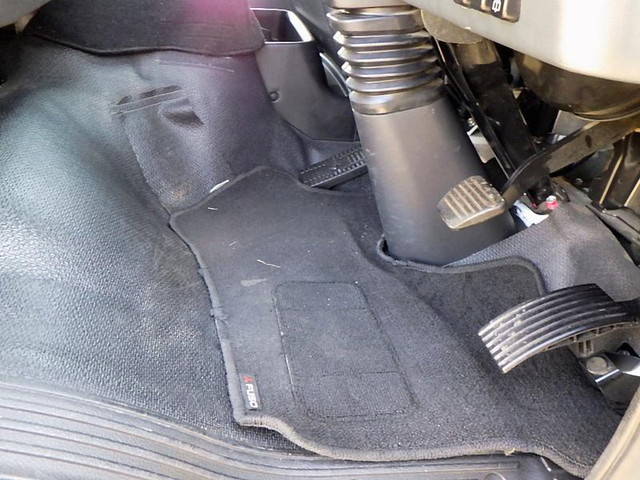 三菱ふそうローザマイクロバス[写真26]