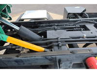 日野デュトロパッカー車（塵芥車）小型（2t・3t）[写真25]