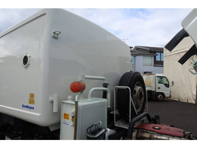 日野デュトロパッカー車（塵芥車）小型（2t・3t）[写真29]