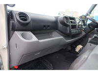 日野デュトロパッカー車（塵芥車）小型（2t・3t）[写真31]