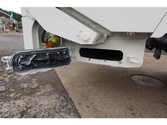 日野デュトロパッカー車（塵芥車）小型（2t・3t）[写真07]