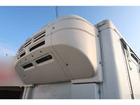 いすゞエルフ冷凍車（冷蔵車）小型（2t・3t）[写真15]