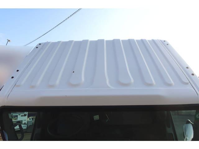 いすゞエルフ冷凍車（冷蔵車）小型（2t・3t）[写真15]