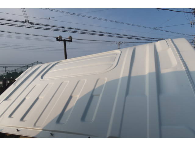 いすゞエルフ冷凍車（冷蔵車）小型（2t・3t）[写真17]