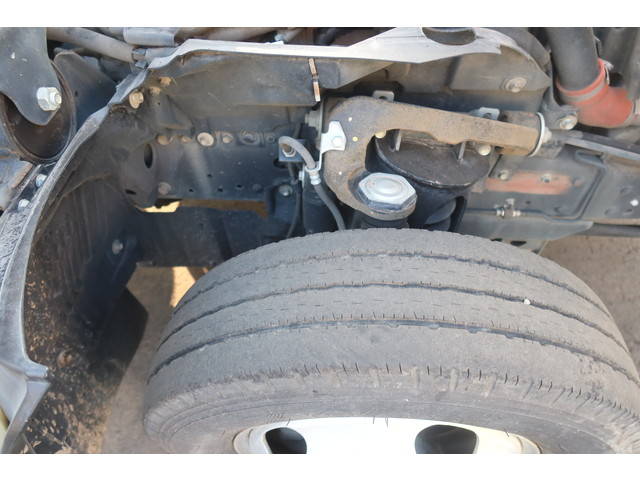 いすゞエルフ冷凍車（冷蔵車）小型（2t・3t）[写真18]