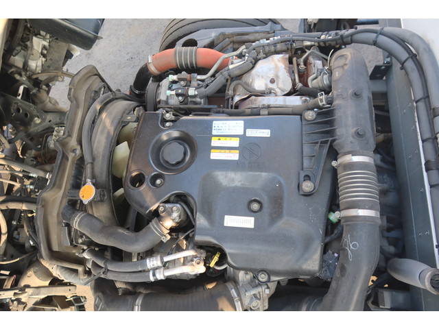 いすゞエルフ冷凍車（冷蔵車）小型（2t・3t）[写真19]