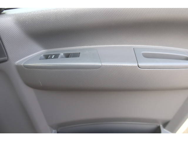 いすゞエルフ冷凍車（冷蔵車）小型（2t・3t）[写真21]