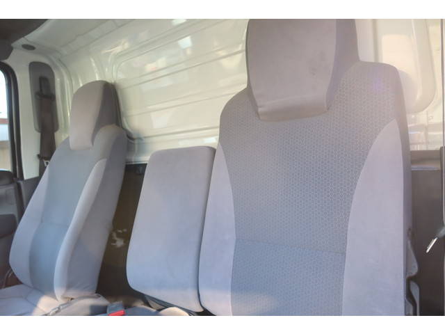 いすゞエルフ冷凍車（冷蔵車）小型（2t・3t）[写真34]