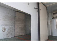 いすゞエルフ冷凍車（冷蔵車）小型（2t・3t）[写真40]