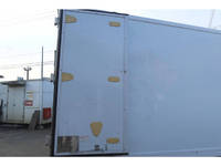 いすゞエルフ冷凍車（冷蔵車）小型（2t・3t）[写真10]