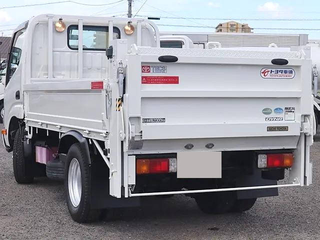 トヨタダイナ平ボディ小型（2t・3t）[写真02]