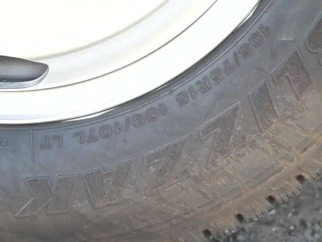 トヨタダイナ平ボディ小型（2t・3t）[写真20]