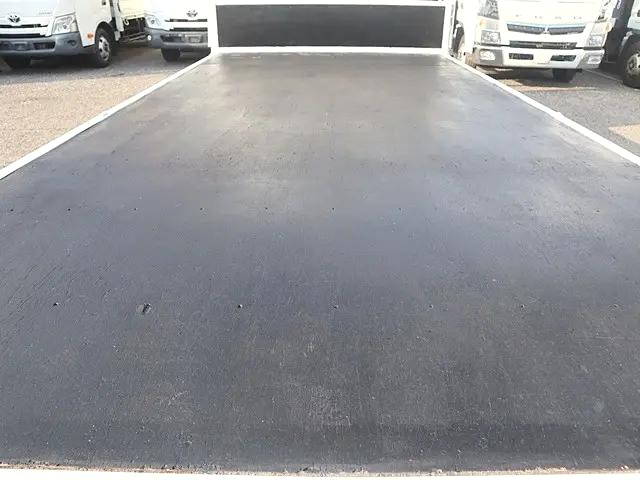 いすゞエルフ平ボディ小型（2t・3t）[写真10]