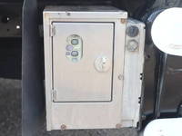 いすゞエルフ平ボディ小型（2t・3t）[写真11]