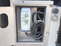 いすゞエルフ平ボディ小型（2t・3t）[写真12]