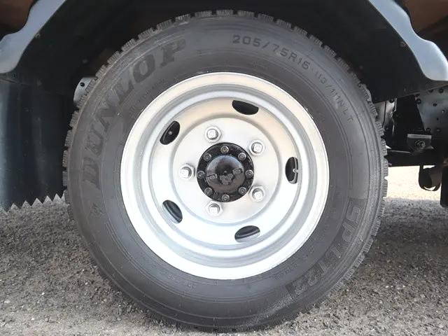 いすゞエルフ平ボディ小型（2t・3t）[写真28]