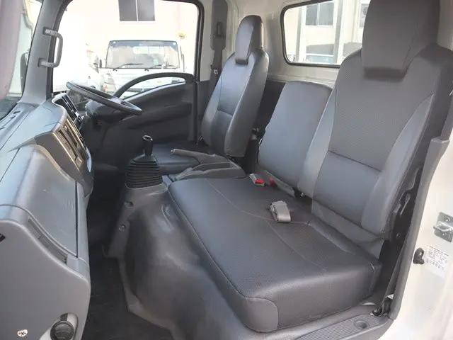 いすゞエルフ平ボディ小型（2t・3t）[写真32]