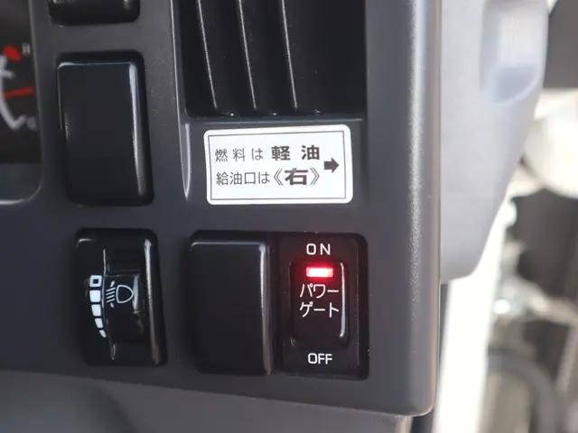 いすゞエルフ平ボディ小型（2t・3t）[写真36]