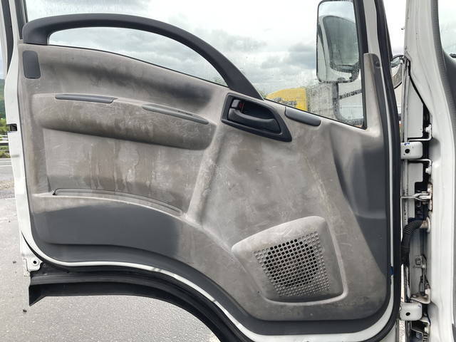 いすゞエルフ平ボディ小型（2t・3t）[写真30]