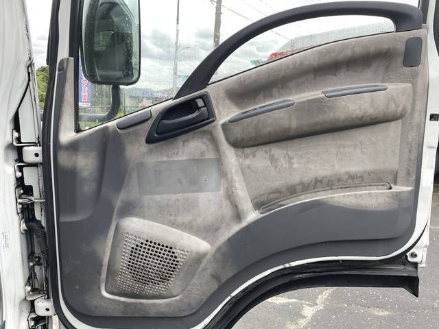 いすゞエルフ平ボディ小型（2t・3t）[写真31]