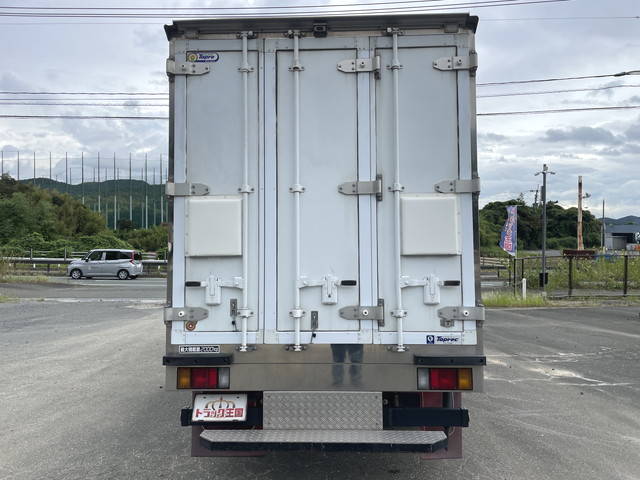 いすゞエルフ冷凍車（冷蔵車）小型（2t・3t）[写真11]