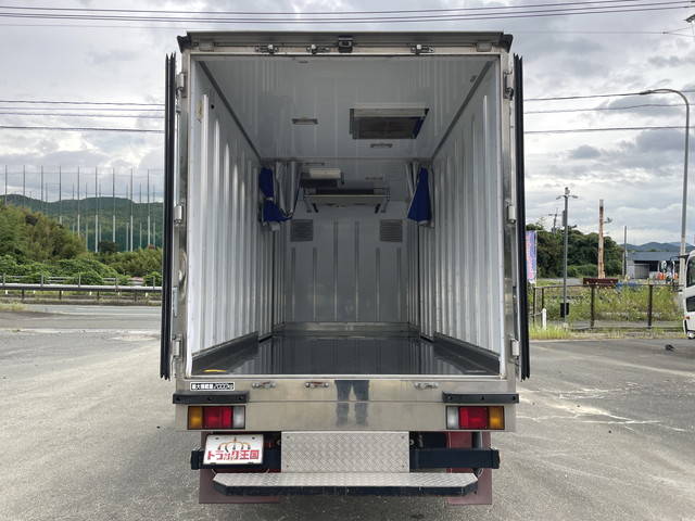 いすゞエルフ冷凍車（冷蔵車）小型（2t・3t）[写真12]