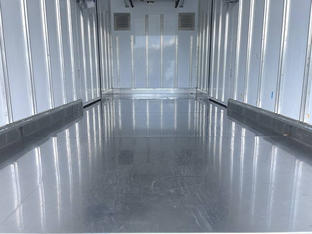 いすゞエルフ冷凍車（冷蔵車）小型（2t・3t）[写真17]