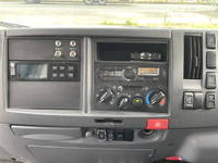 いすゞエルフ冷凍車（冷蔵車）小型（2t・3t）[写真37]