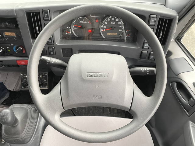 いすゞエルフ冷凍車（冷蔵車）小型（2t・3t）[写真37]