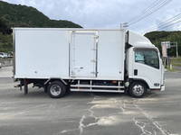 いすゞエルフ冷凍車（冷蔵車）小型（2t・3t）[写真08]